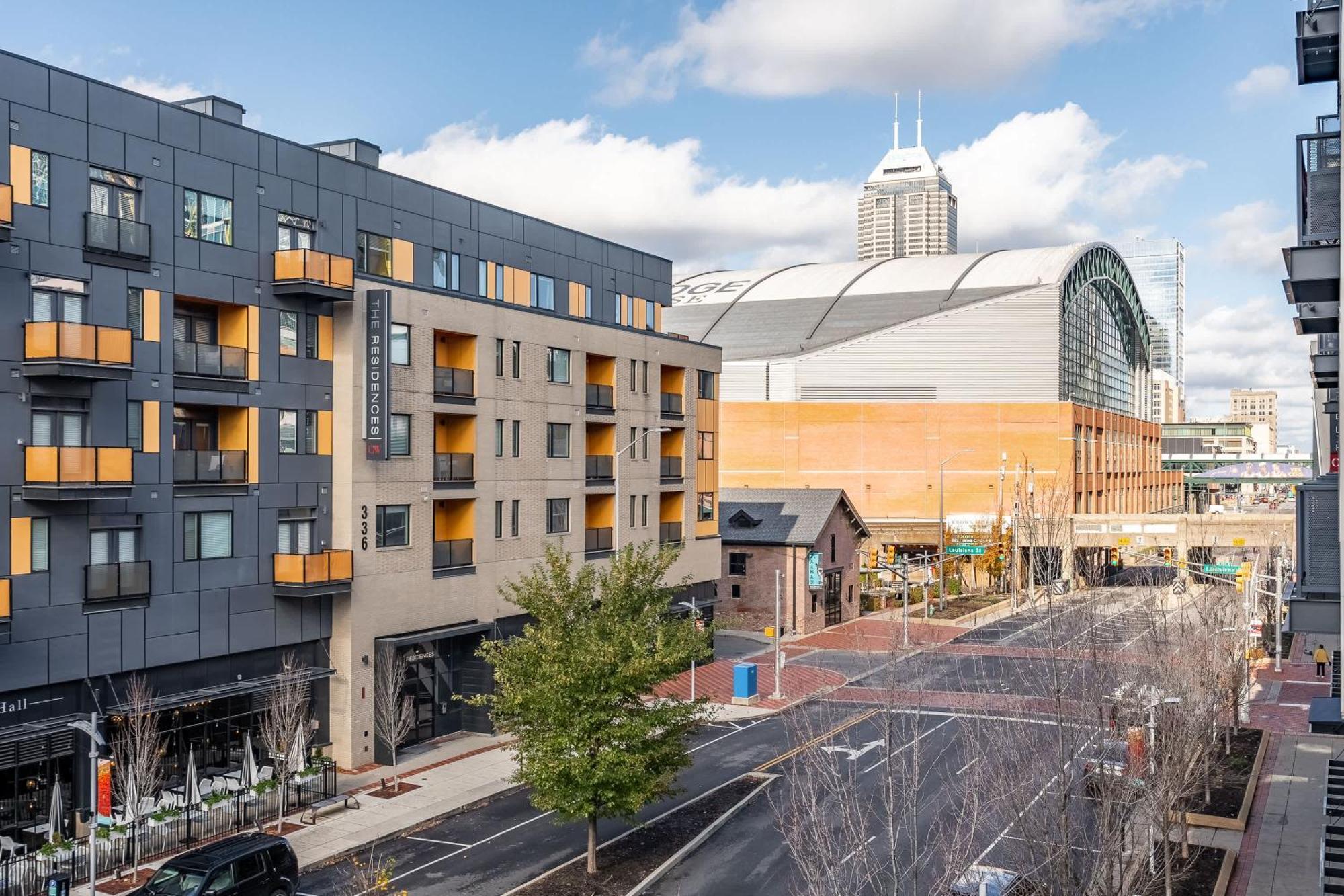 2br Balcony Gym & Pool Downtown At Cityway Apartment *