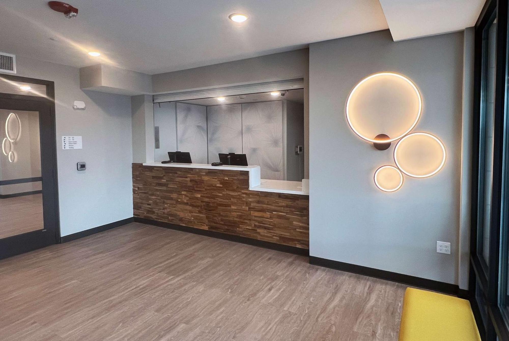 Hotel Echo Extended By Wyndham Ameriplex Indianapolis