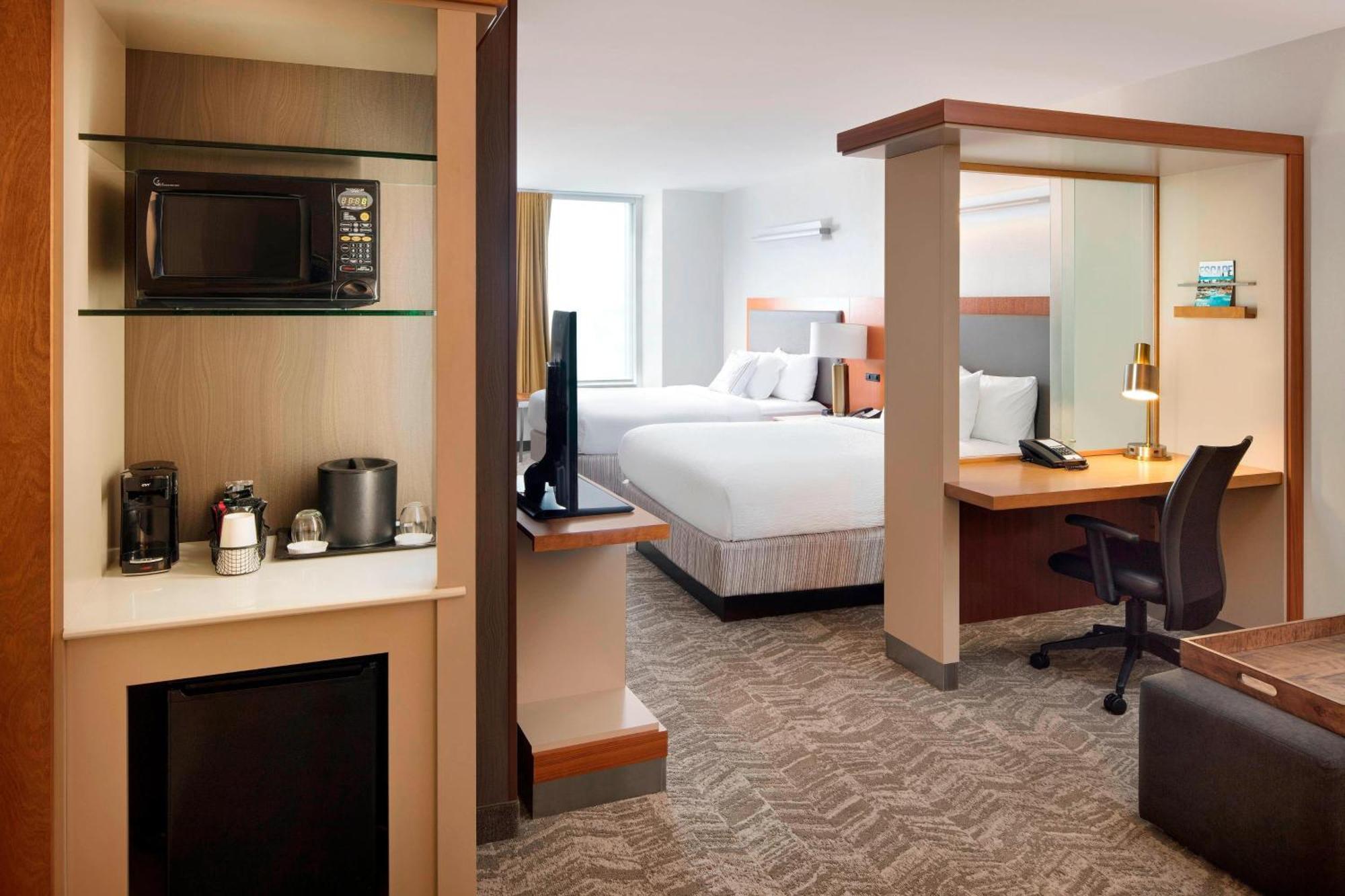 Hotel Springhill Downtown 3*