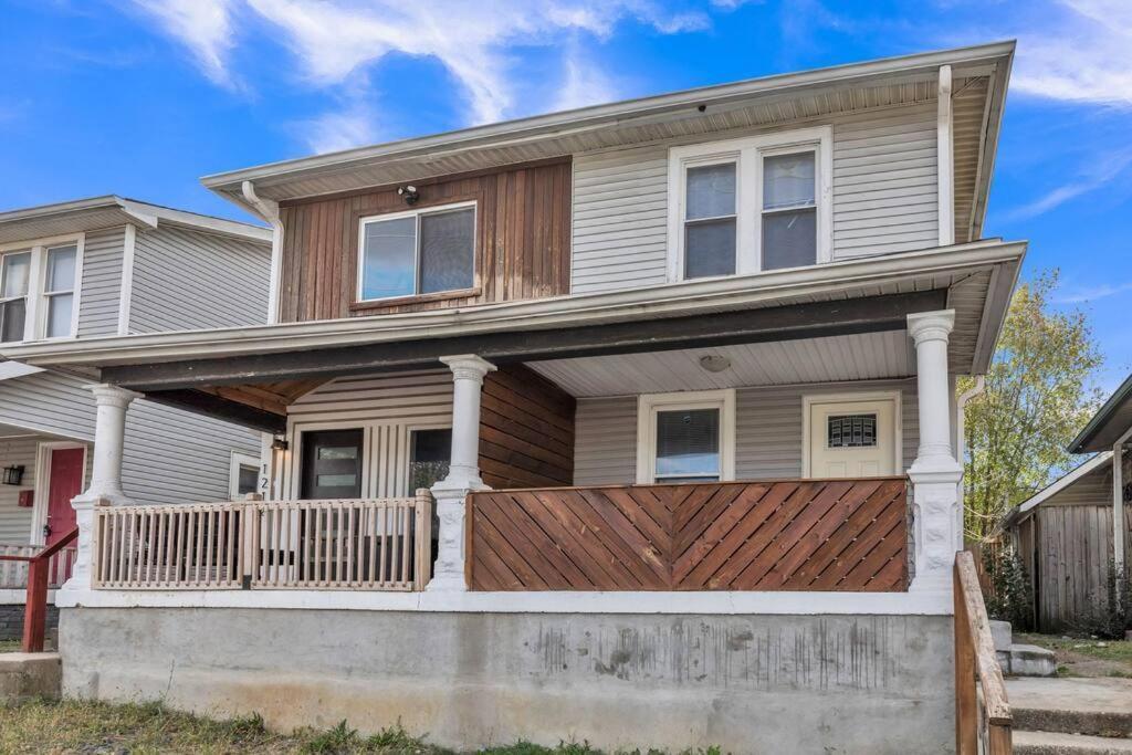 Apartment Amazing New Minutes To Downtown & Stadium! *