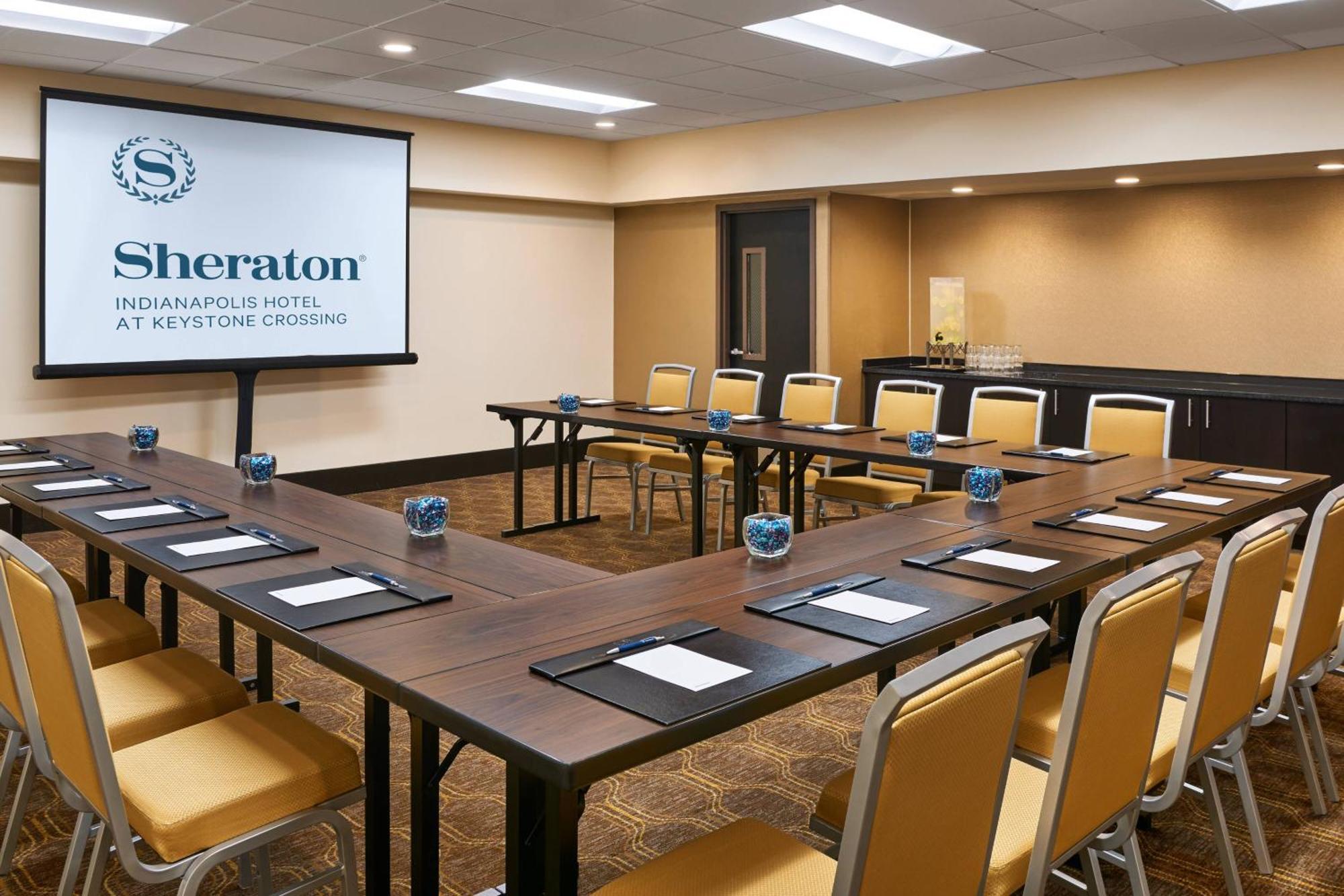 Hotel Sheraton At Keystone Crossing