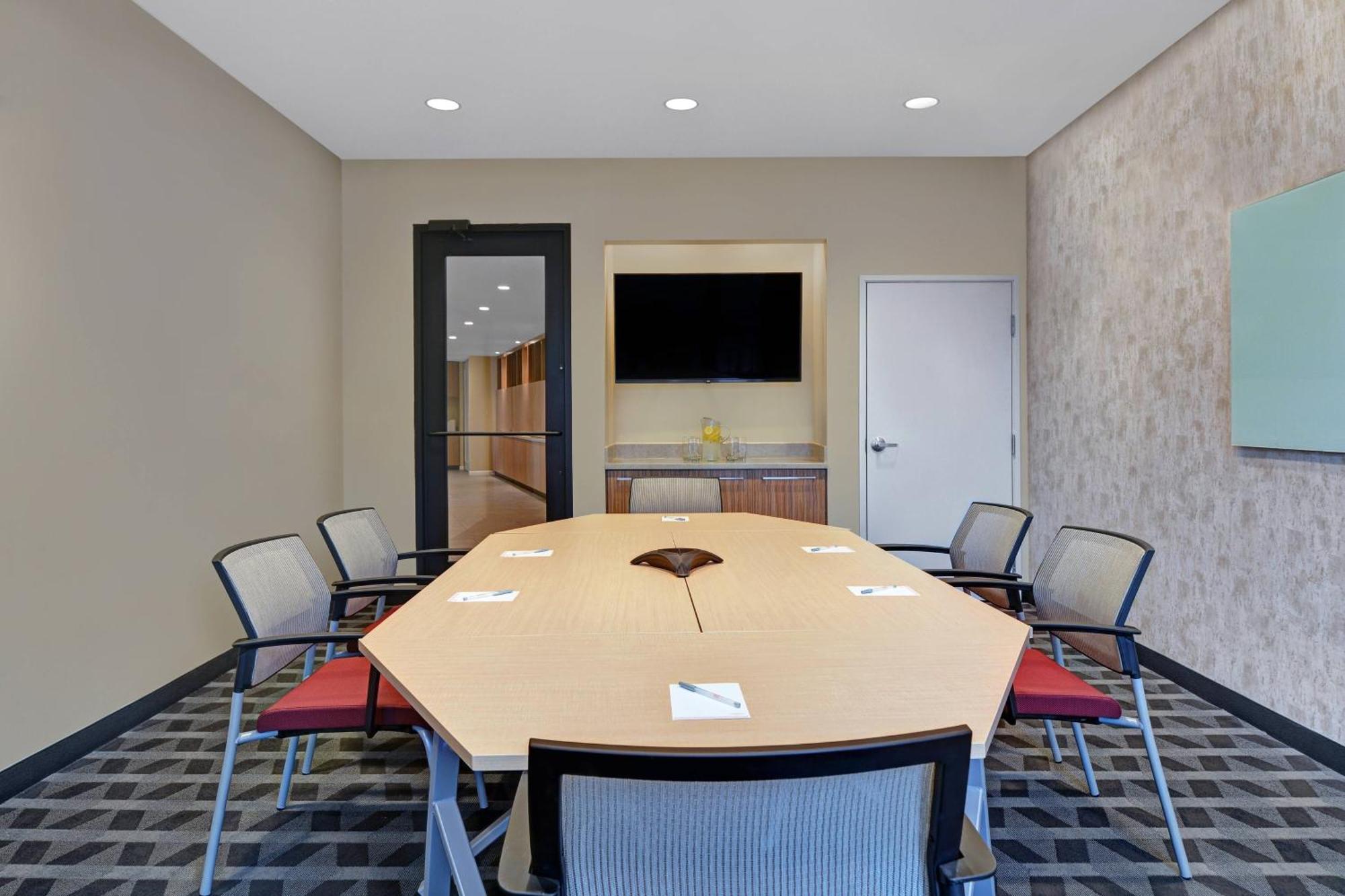 Towneplace By Marriott Downtown Indianapolis