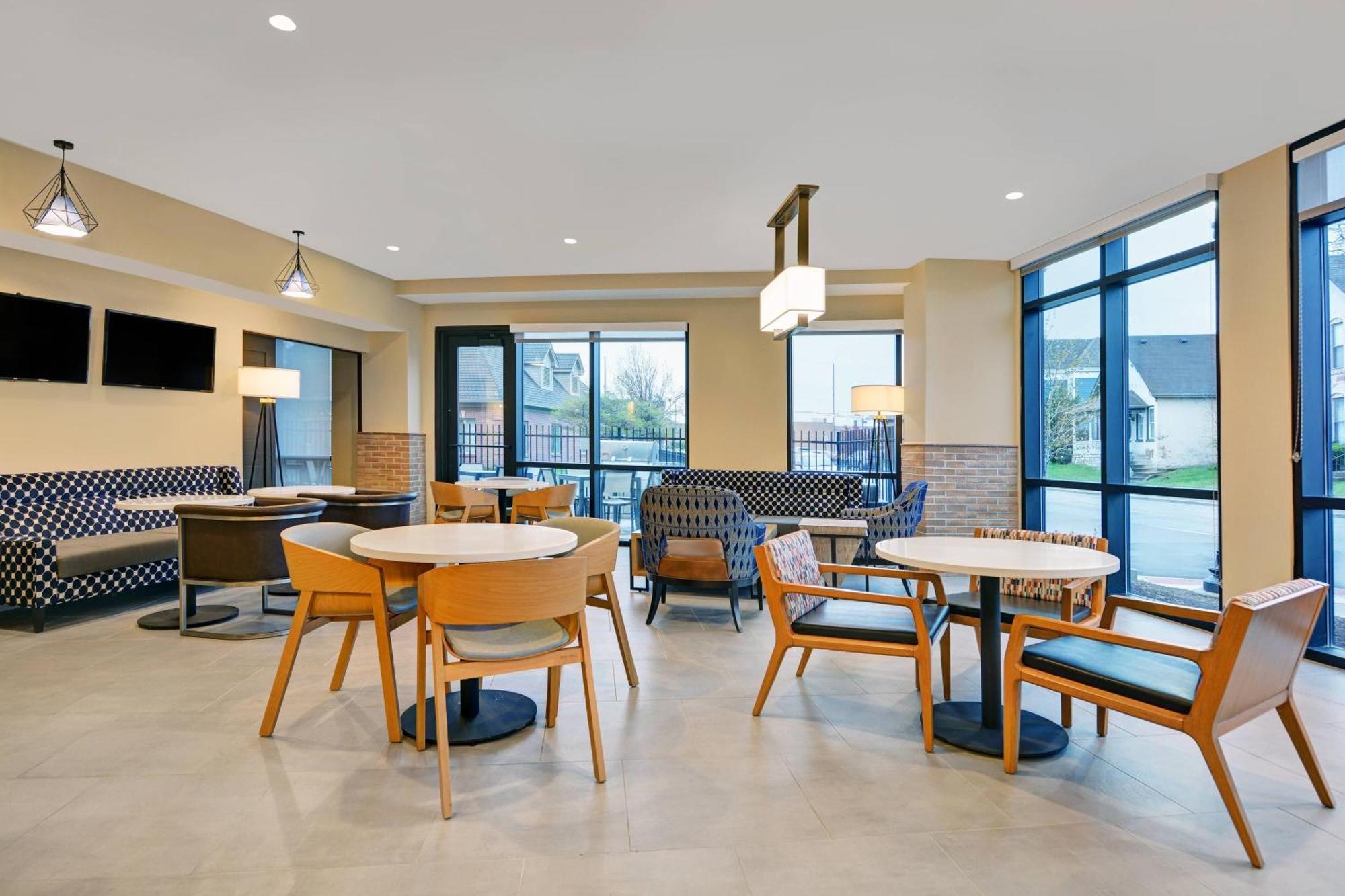 Towneplace By Marriott Downtown Indianapolis