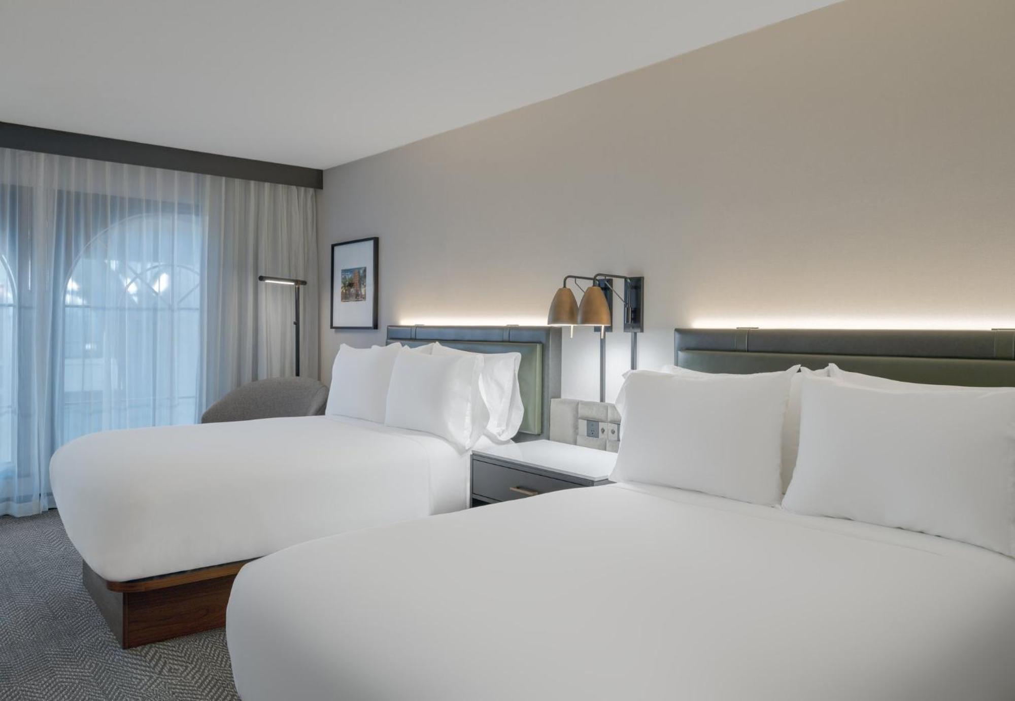 Hotel Crowne Plaza Indianapolis-dwtn-union Stn By Ihg
