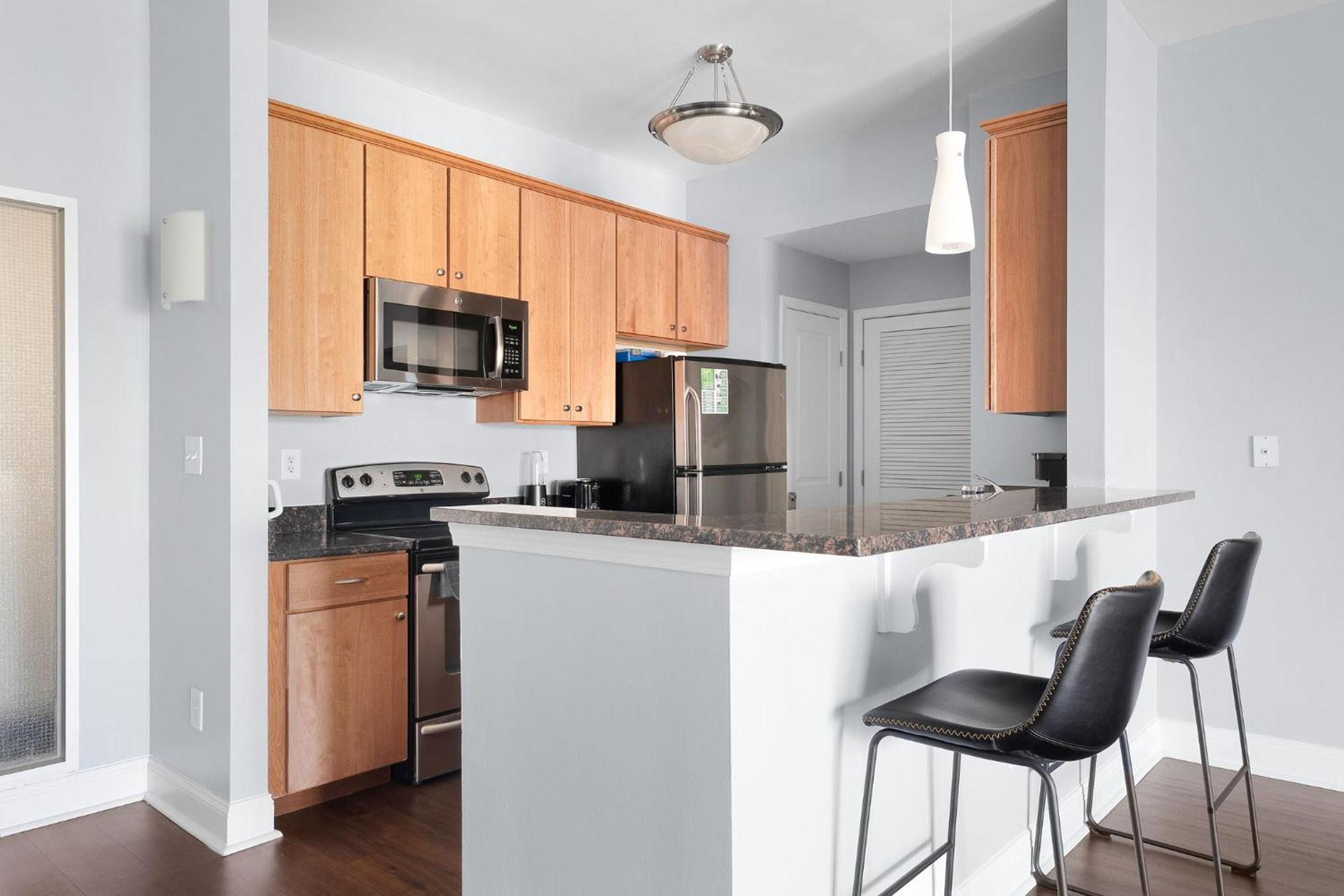 Bella Vista Downtown 2br 2ba Apartment