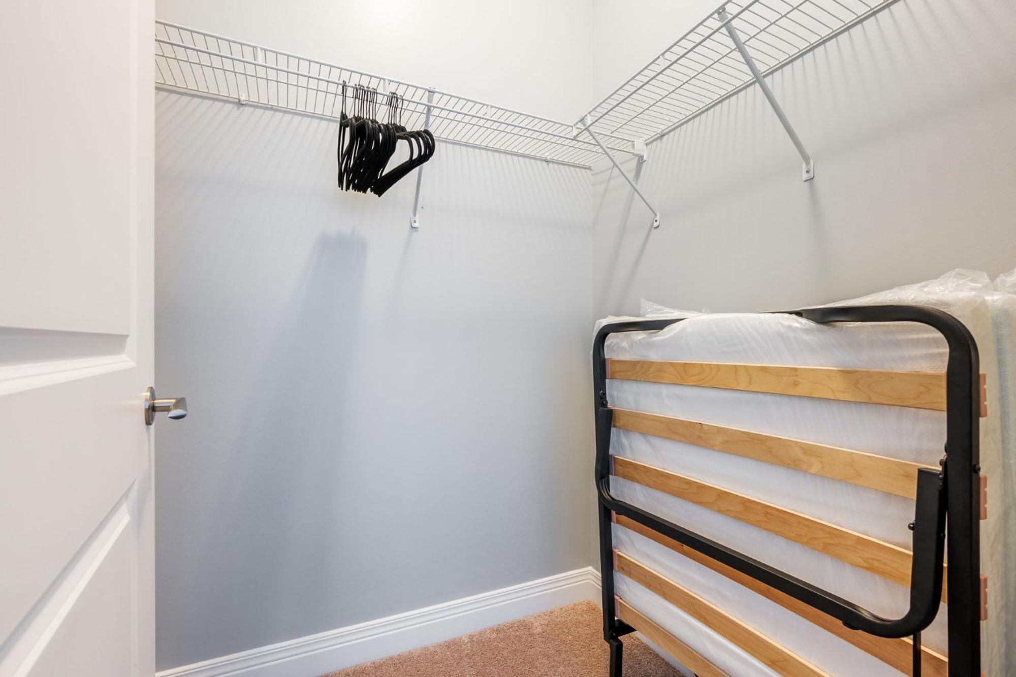Bella Vista Downtown 2br 2ba Apartment