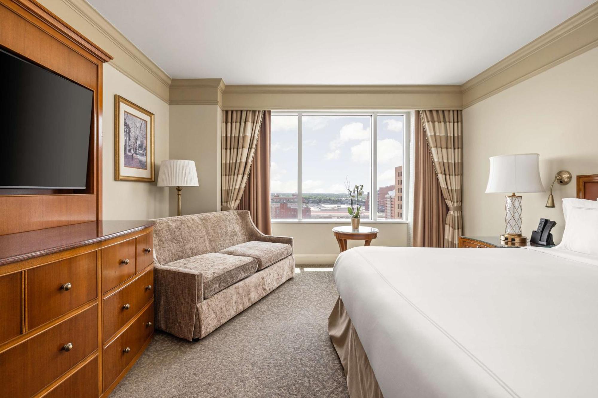 Conrad Hotel Indianapolis