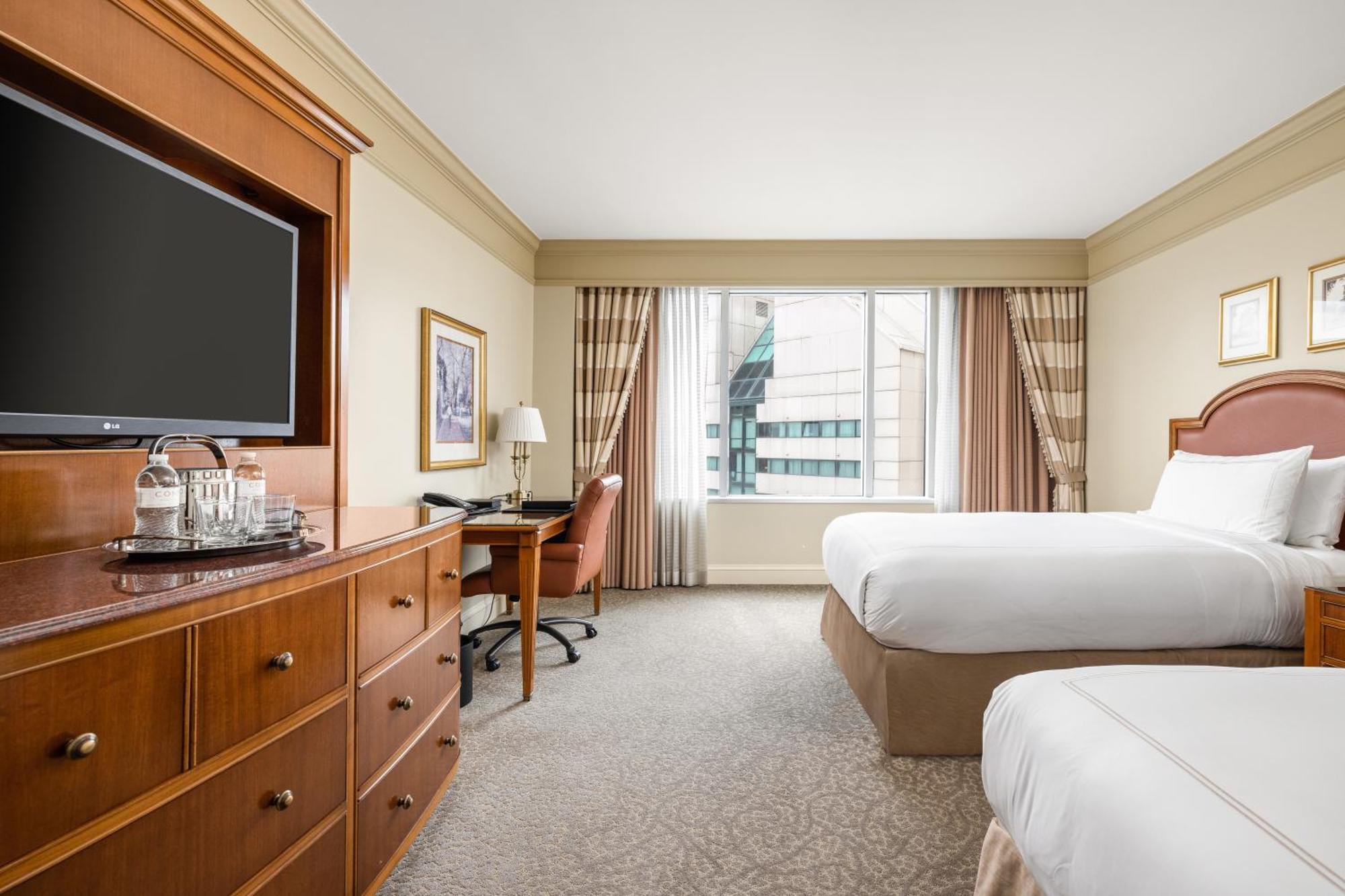 Conrad 5*