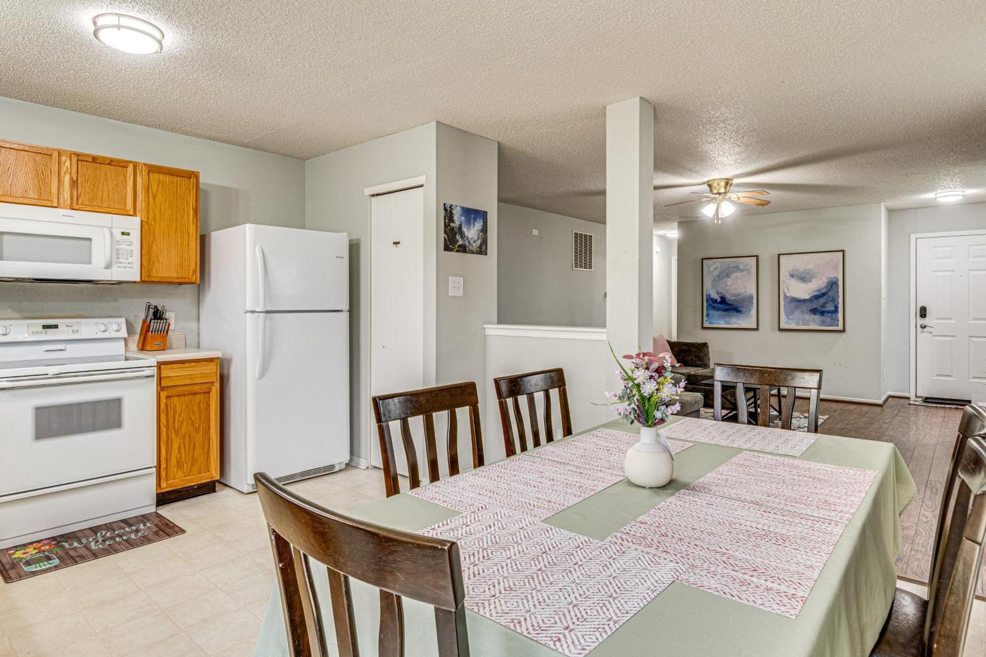 Indy Delight Charming House About 10 Mi To Downtown! Holiday home