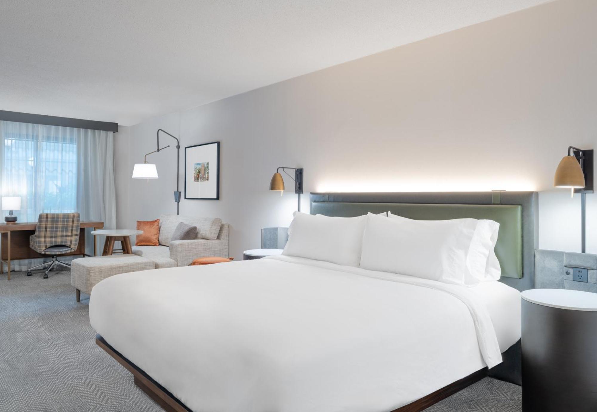 Crowne Plaza Indianapolis-dwtn-union Stn By Ihg Hotel