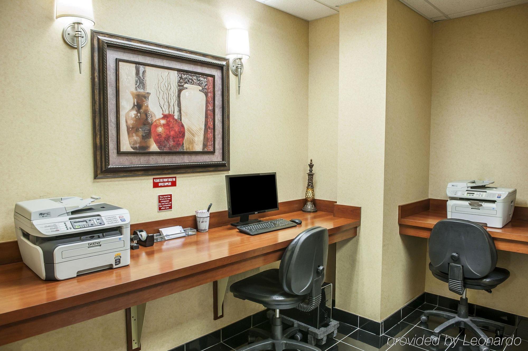 Comfort Near Airport Hotel