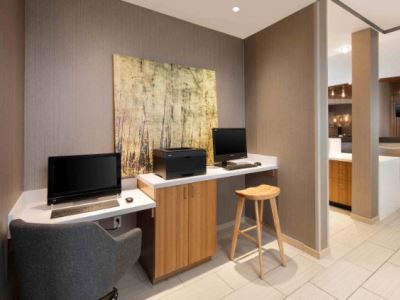 Springhill Downtown Hotel 3*