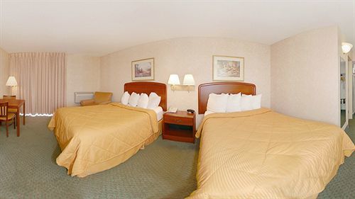Comfort & North At The Pyramids 3*