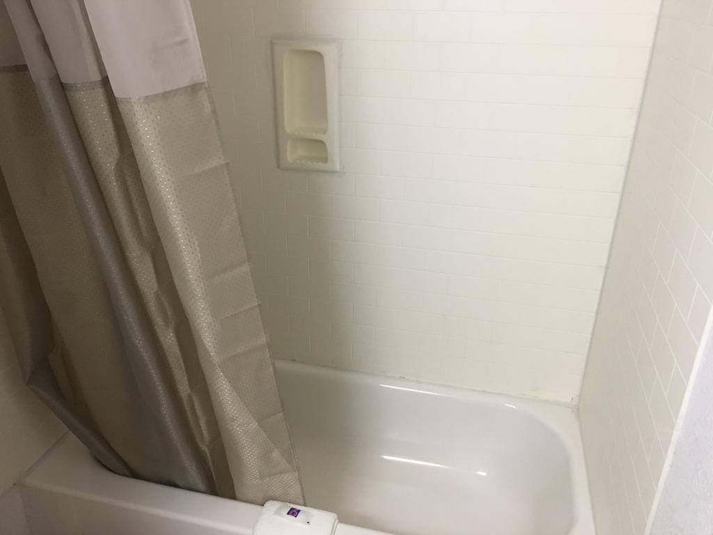 Hotel 6-indianapolis, In 2*