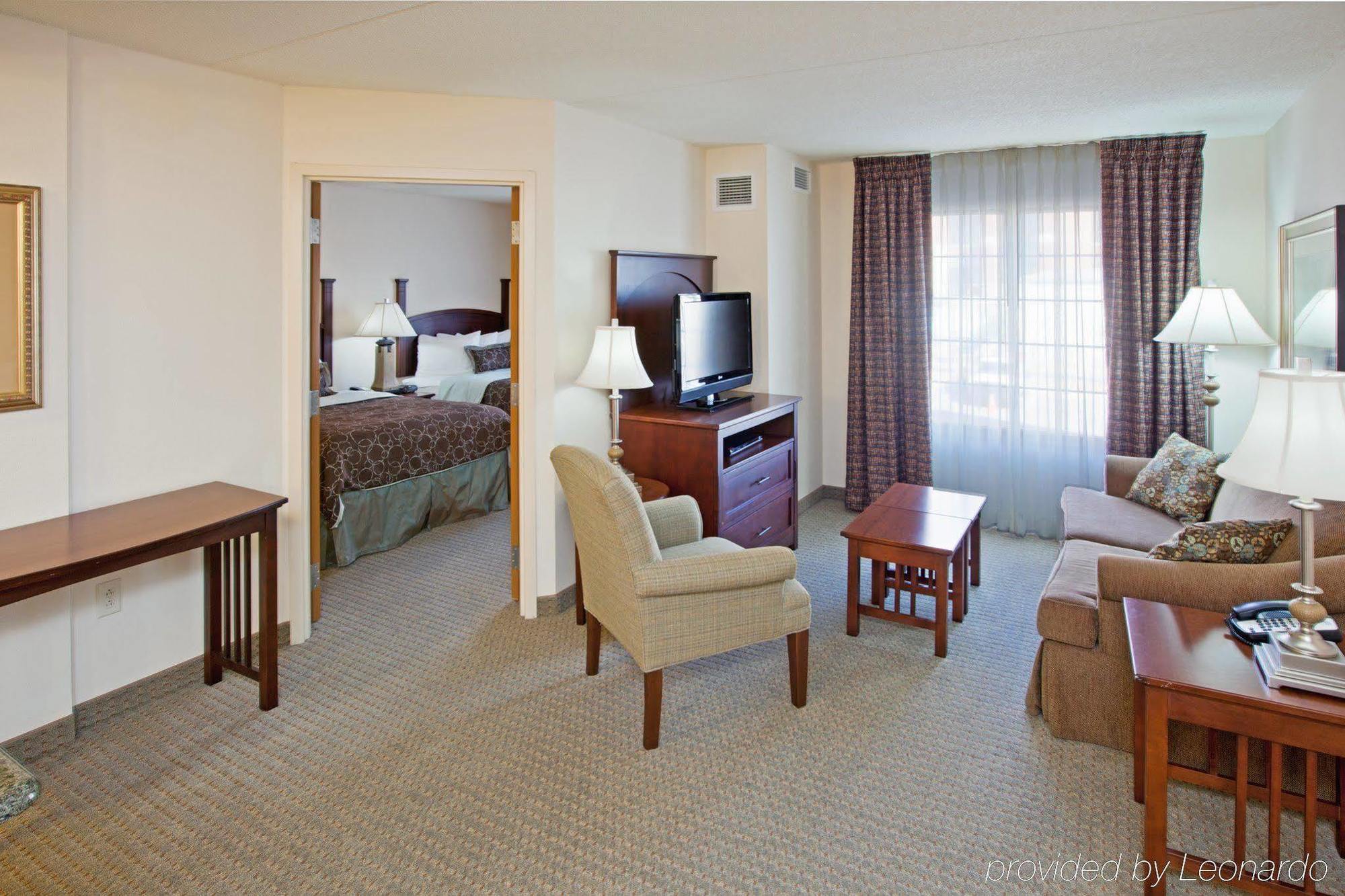 Staybridge Downtown-convention Center By Ihg Hotel
