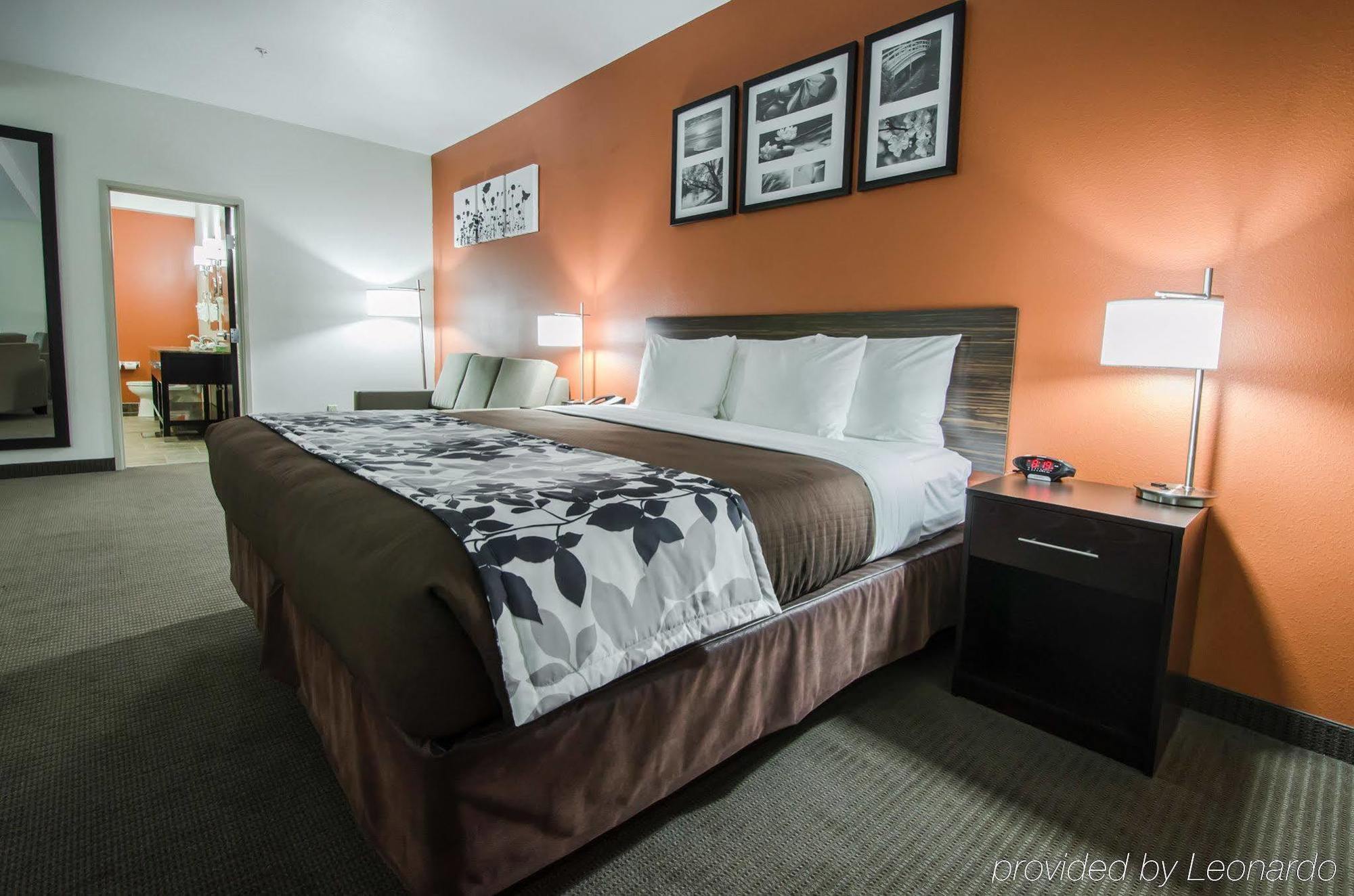 Sleep & And Conference Center Downtown 3*