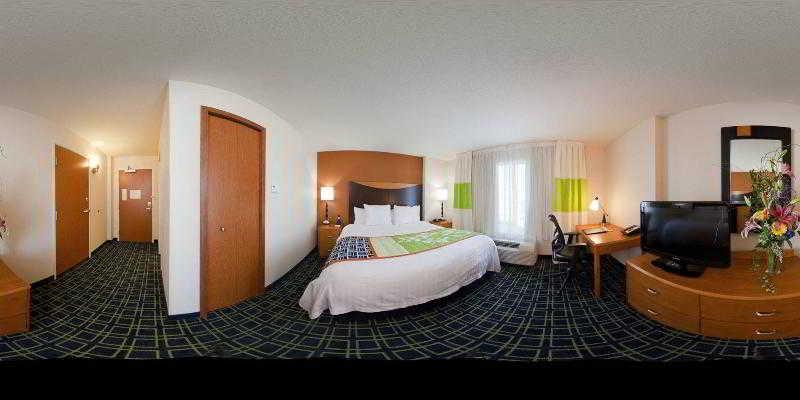 Hotel Fairfield Downtown Indianapolis