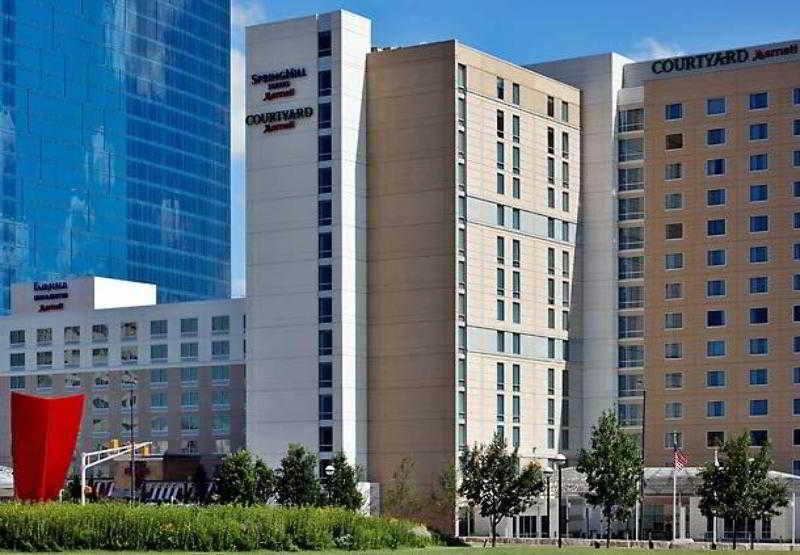 Springhill Downtown Hotel