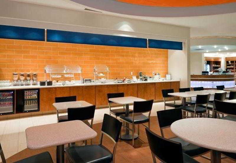 Hotel Springhill Downtown Indianapolis