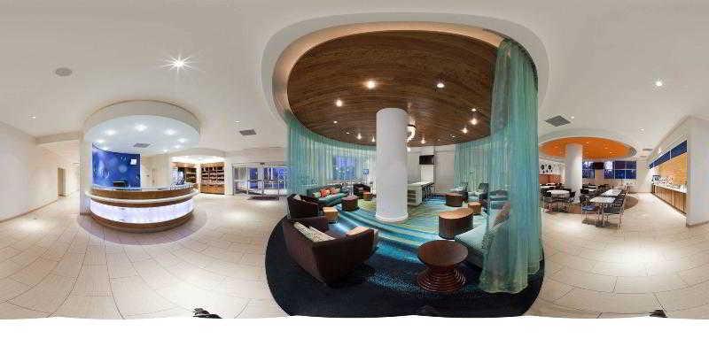 Springhill Downtown Hotel 3*