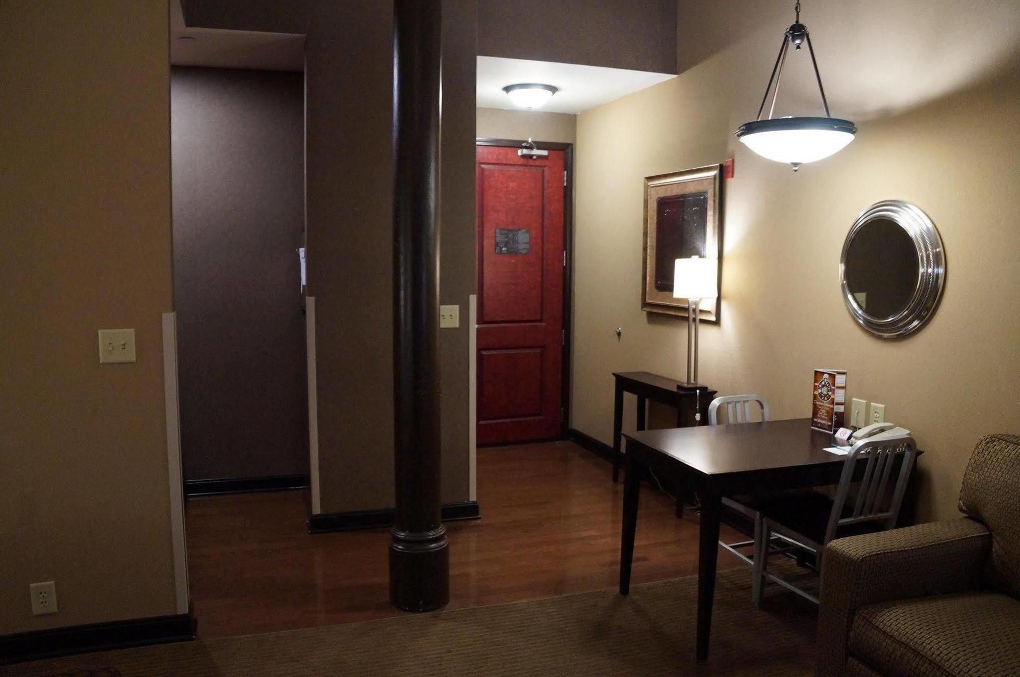 Hotel Homewood By Hilton Downtown Indianapolis