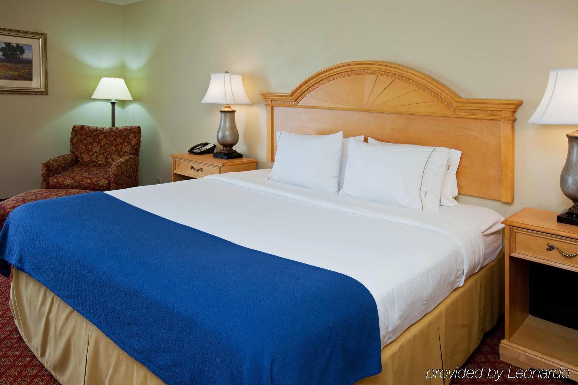 Express South By Ihg Hotel 2*