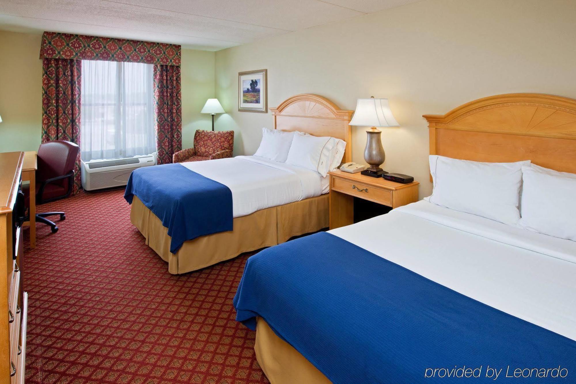 Express South By Ihg Hotel Indianapolis