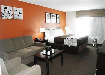 Hotel Sleep & And Conference Center Downtown