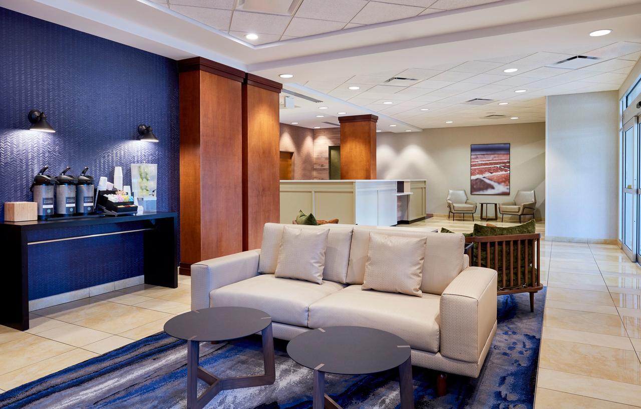 Hotel Fairfield Downtown