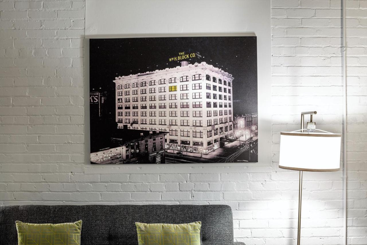 Alfred At The Block Apartment *