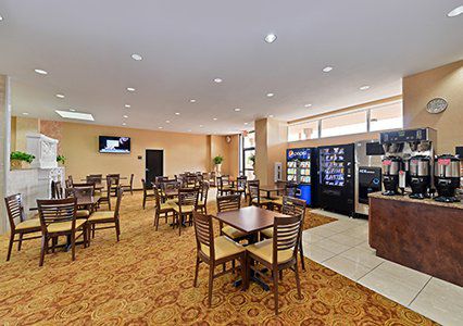 Hotel Sleep & And Conference Center Downtown 3*