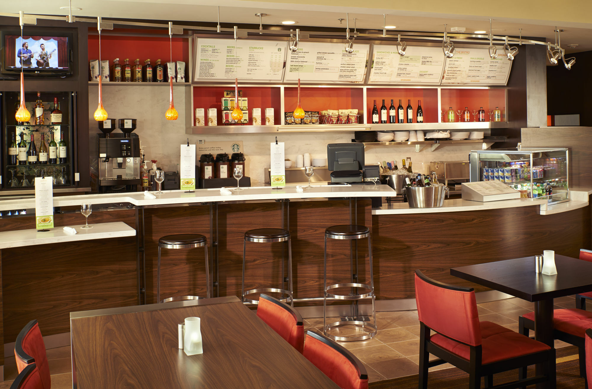 Courtyard By Marriott Castleton 3*