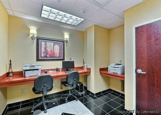 Hotel Comfort Near Airport Indianapolis