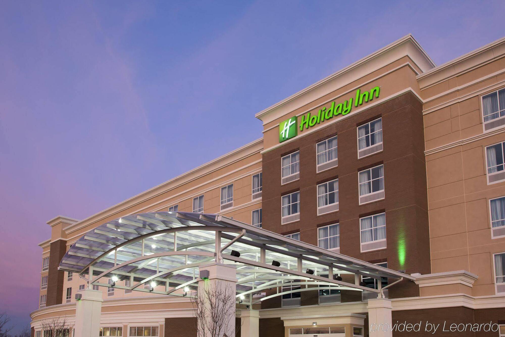 Hotel Airport By Ihg 3*