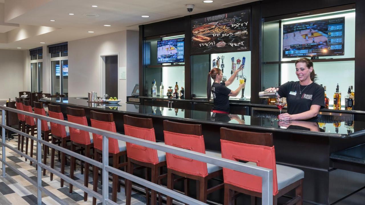 Airport By Ihg Indianapolis