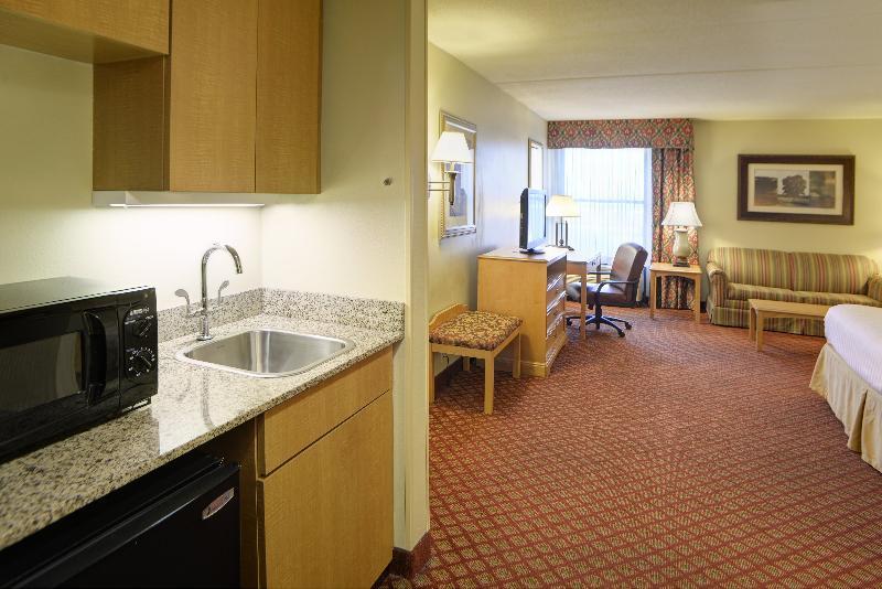Express South By Ihg Hotel Indianapolis