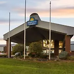 Days Inn & Suites By Wyndham Northwest Indianapolis