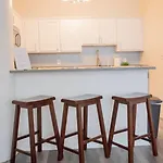 5Br Cozysuites The Block With Pool Table Arcade