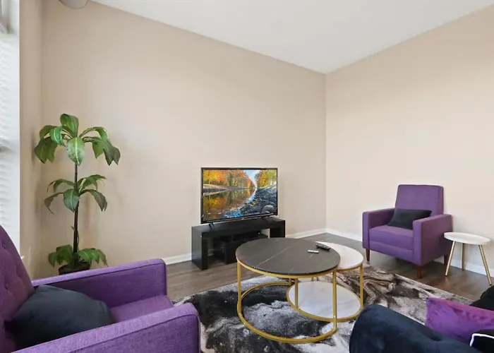 Cozy Indy Get Away - Private Room - Shared