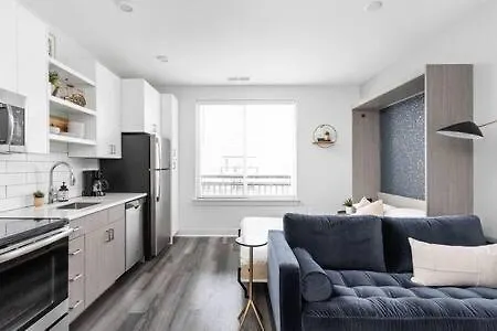 Cozysuites Studio Apartment In Urban Indy