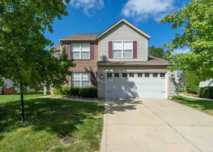 Modern 3 Bedroom 20 Min Downtown / 25 Mins Grand Park