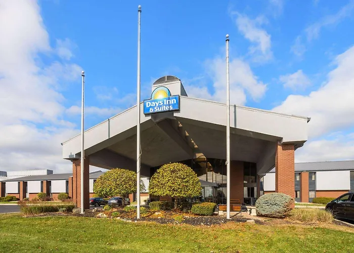 Days Inn & Suites By Wyndham Northwest Indianapolis
