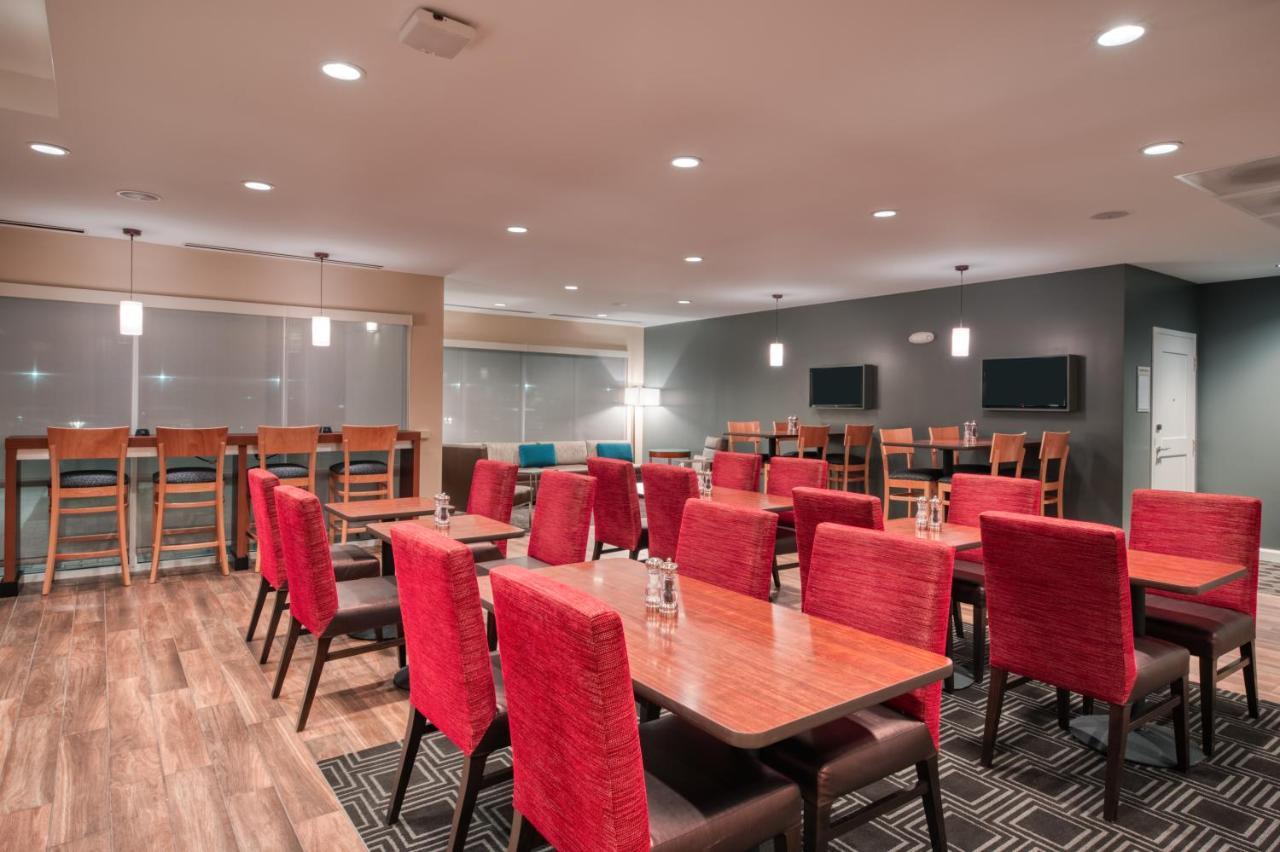 Towneplace By Marriott Airport Indianapolis
