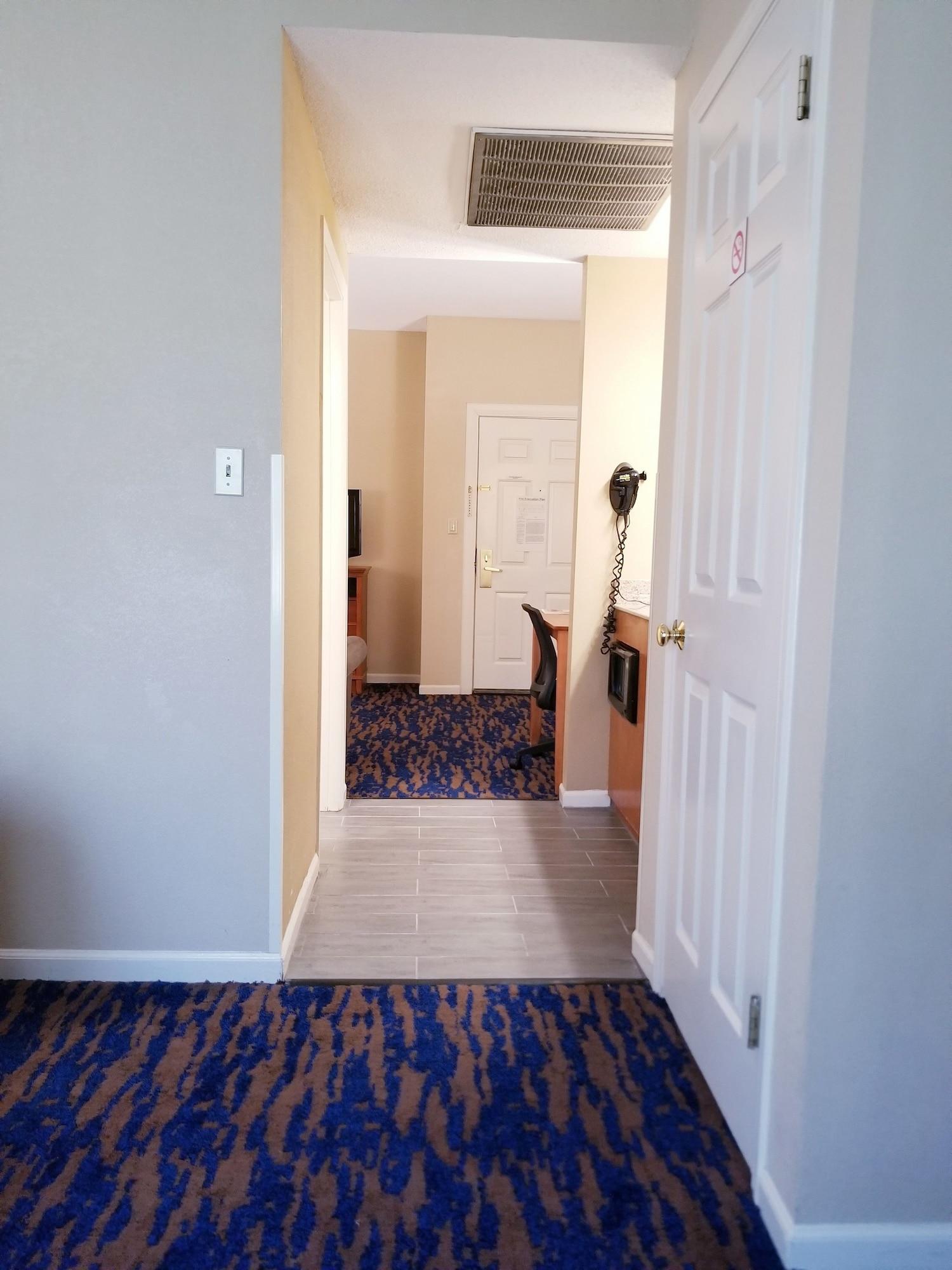 Baymont By Wyndham Northwest Hotel 3*