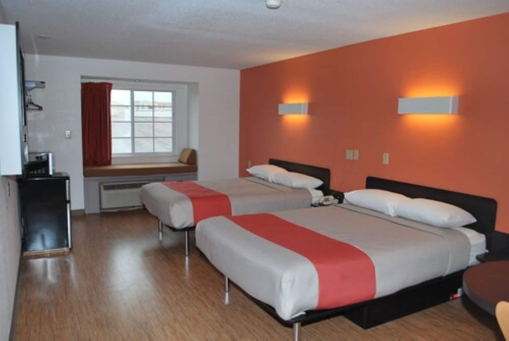 Motel 6 Carmel