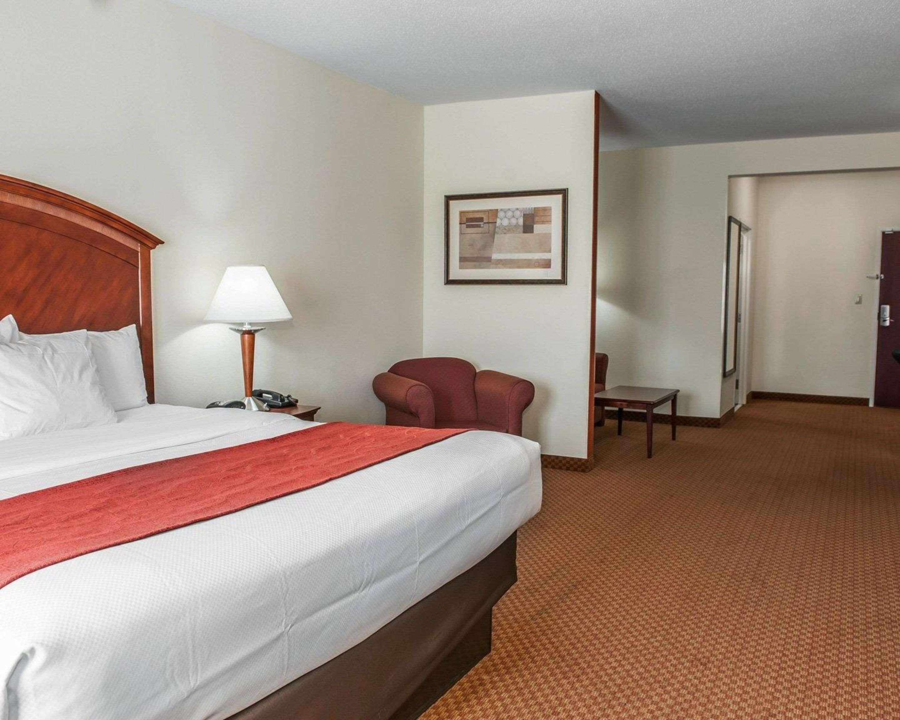 Comfort Near Airport Hotel Indianapolis