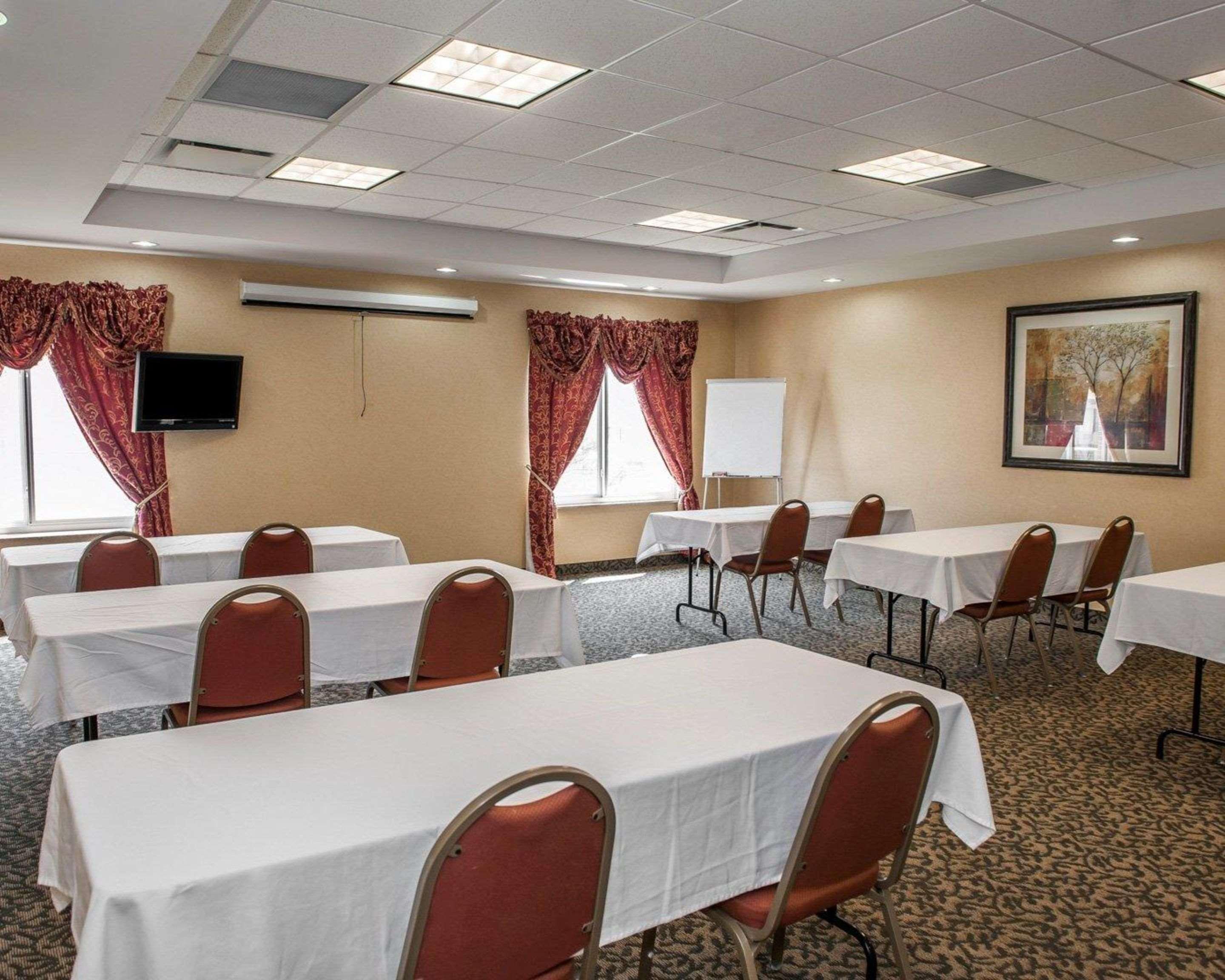 Hotel Comfort Near Airport Indianapolis
