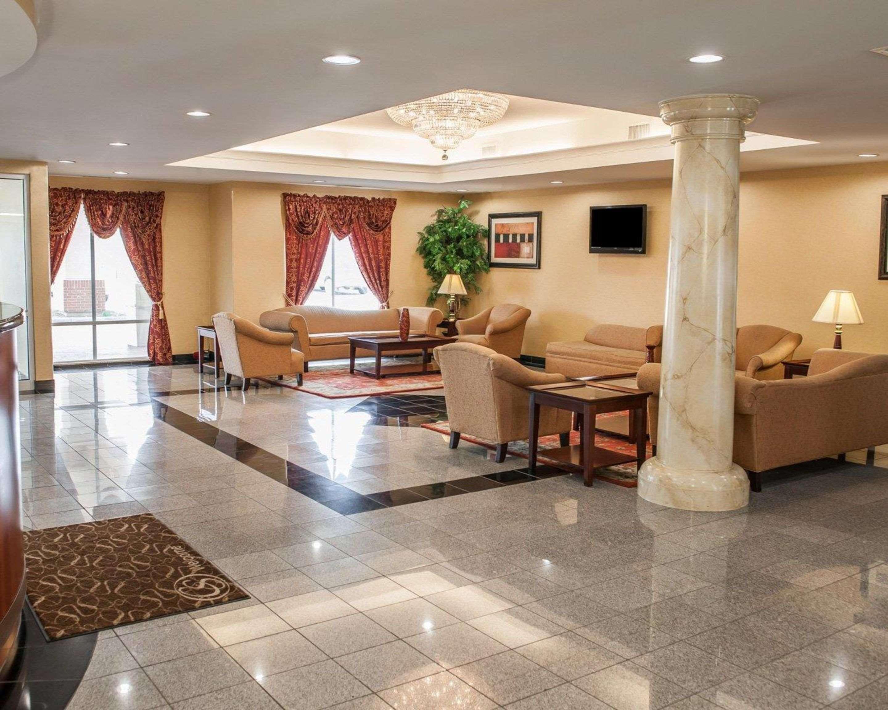 Comfort Near Airport Hotel Indianapolis