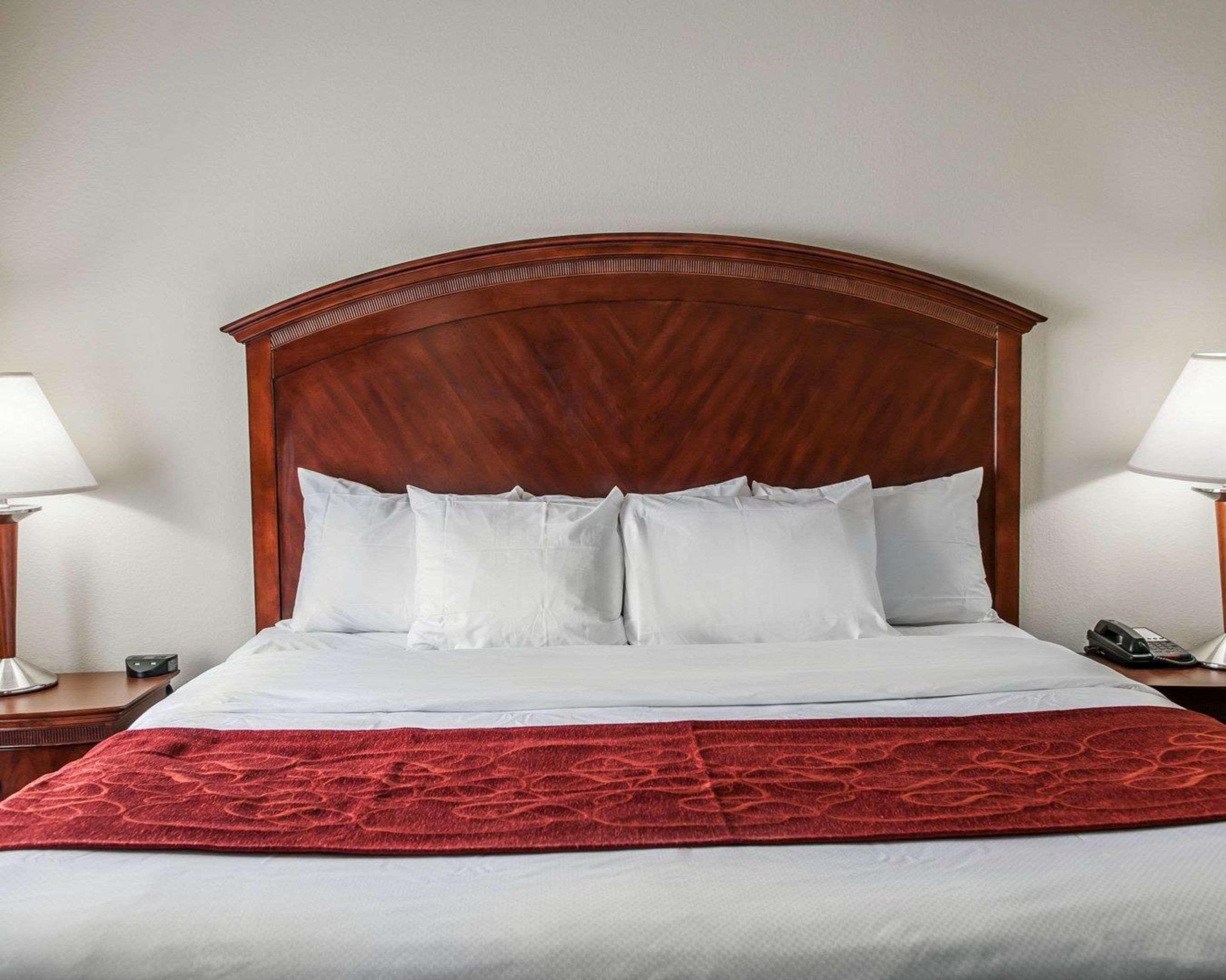 Hotel Comfort Near Airport Indianapolis