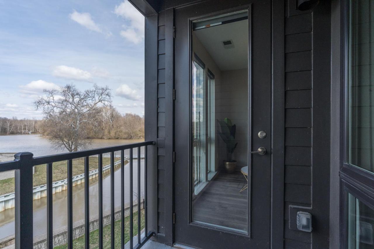 Stylish 1br With View Apartment *